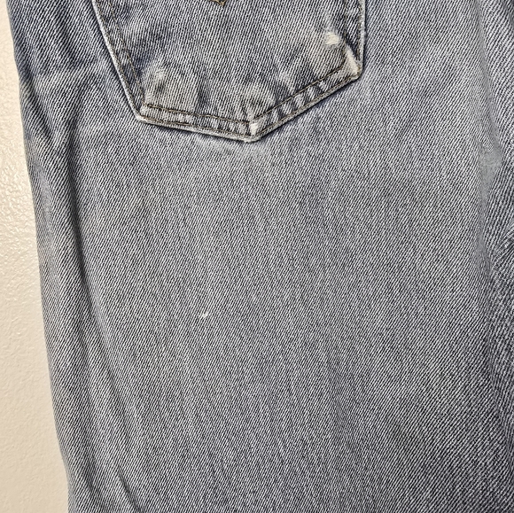 Levi's Distressed Blue Jeans - Picture 11 of 16